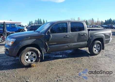 2011 Toyota Tacoma Base V6 z USA, uszkodzony, nr VIN 3TMLU4EN1BM074461